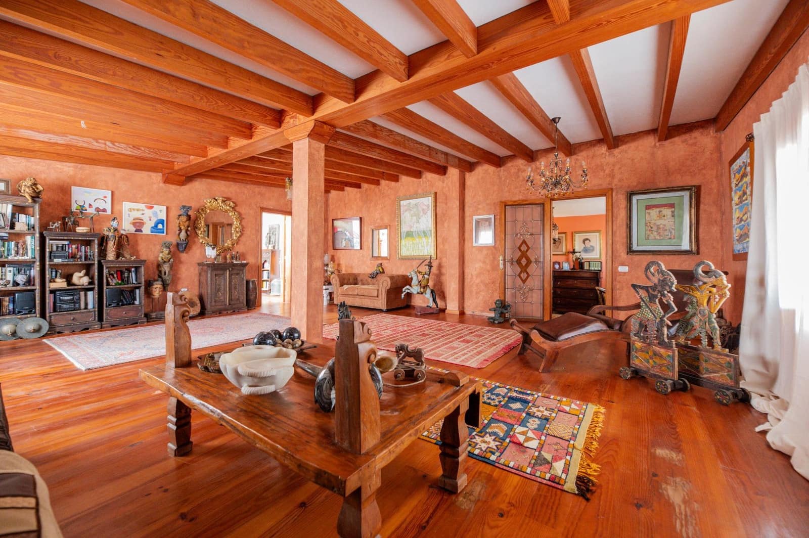 3 soverom Villa til salgs i Tahiche med svømmebasseng garasje - € 1 200 000 (Ref: 9057625)