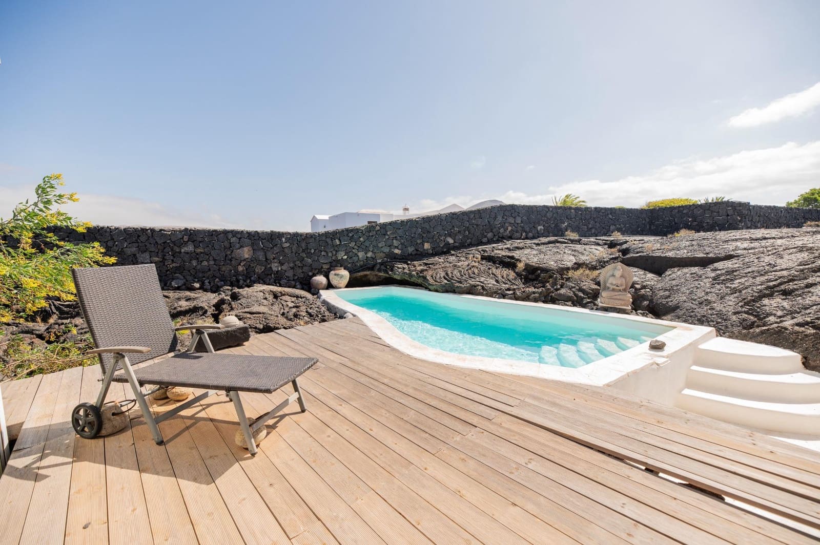 3 soverom Villa til salgs i Tahiche med svømmebasseng garasje - € 1 200 000 (Ref: 9057625)