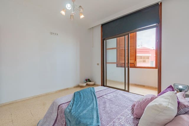 4 chambre Appartement à vendre à Gáldar - 206 000 € (Ref: 9077978)