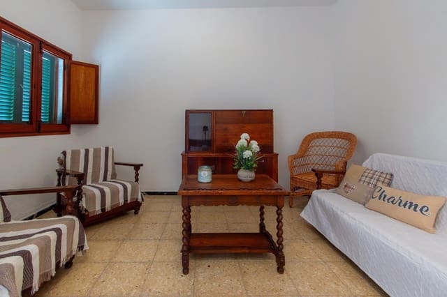 5 soveværelse Lejlighed til salg i San Lorenzo, Las Palmas de Gran Canaria - € 305.000 (Ref: 9102928)