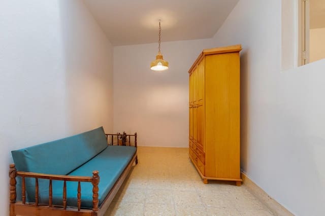 5 soveværelse Lejlighed til salg i San Lorenzo, Las Palmas de Gran Canaria - € 305.000 (Ref: 9102928)