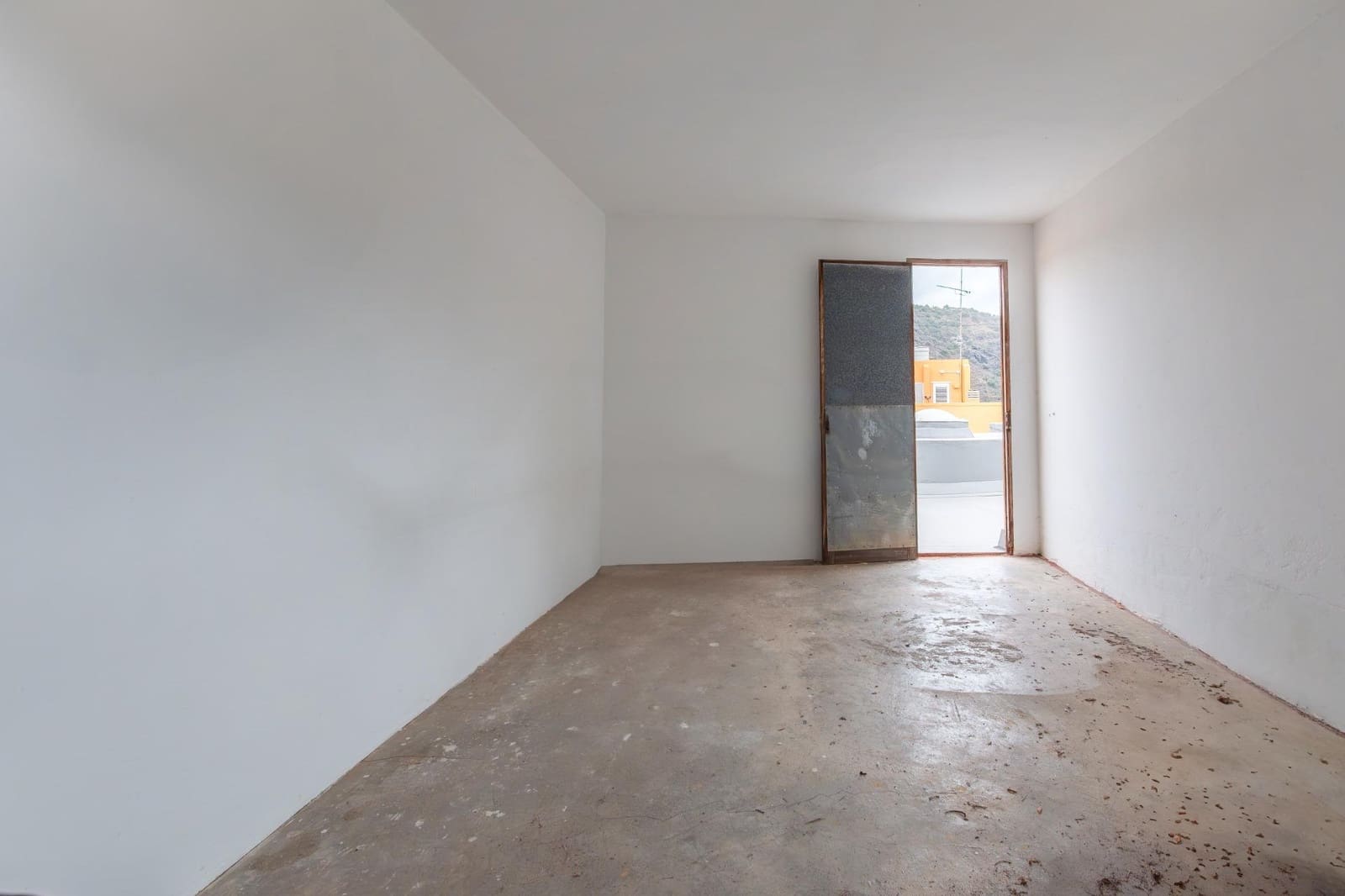 5 slaapkamer Flat te koop in Las Palmas de Gran Canaria - € 305.000 (Ref: 9102928)