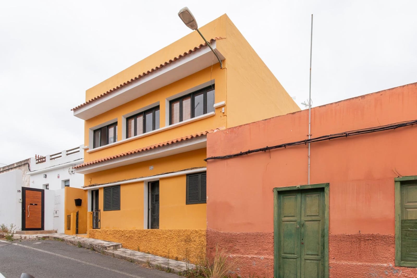 5 slaapkamer Flat te koop in Las Palmas de Gran Canaria - € 305.000 (Ref: 9102928)