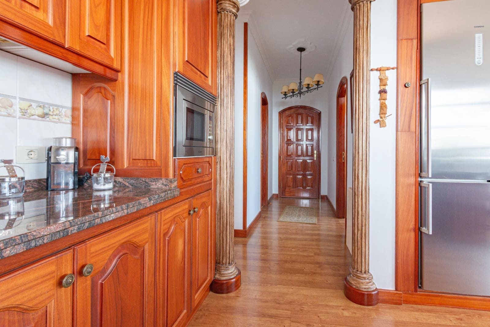 4 soveværelse Villa til salg i Arucas med garage - € 860.000 (Ref: 9134482)