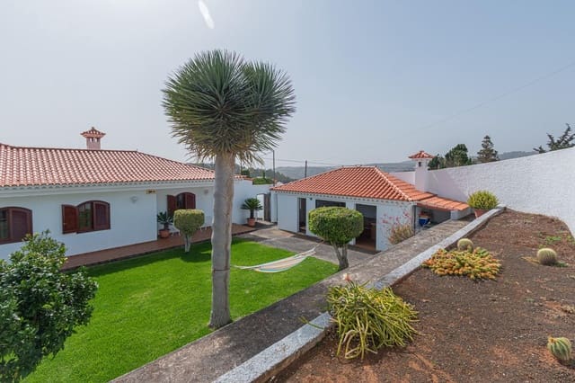 4 soveværelse Villa til salg i Arucas med garage - € 860.000 (Ref: 9134482)