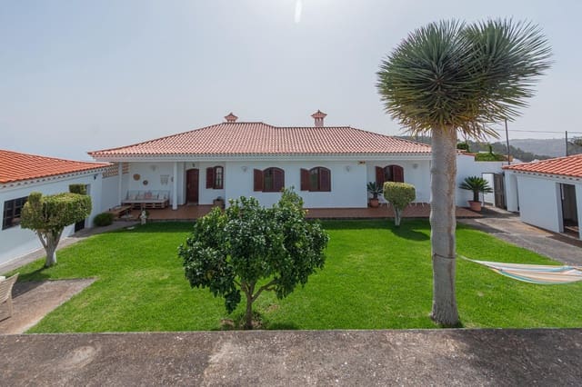 4 soveværelse Villa til salg i Arucas med garage - € 860.000 (Ref: 9134482)