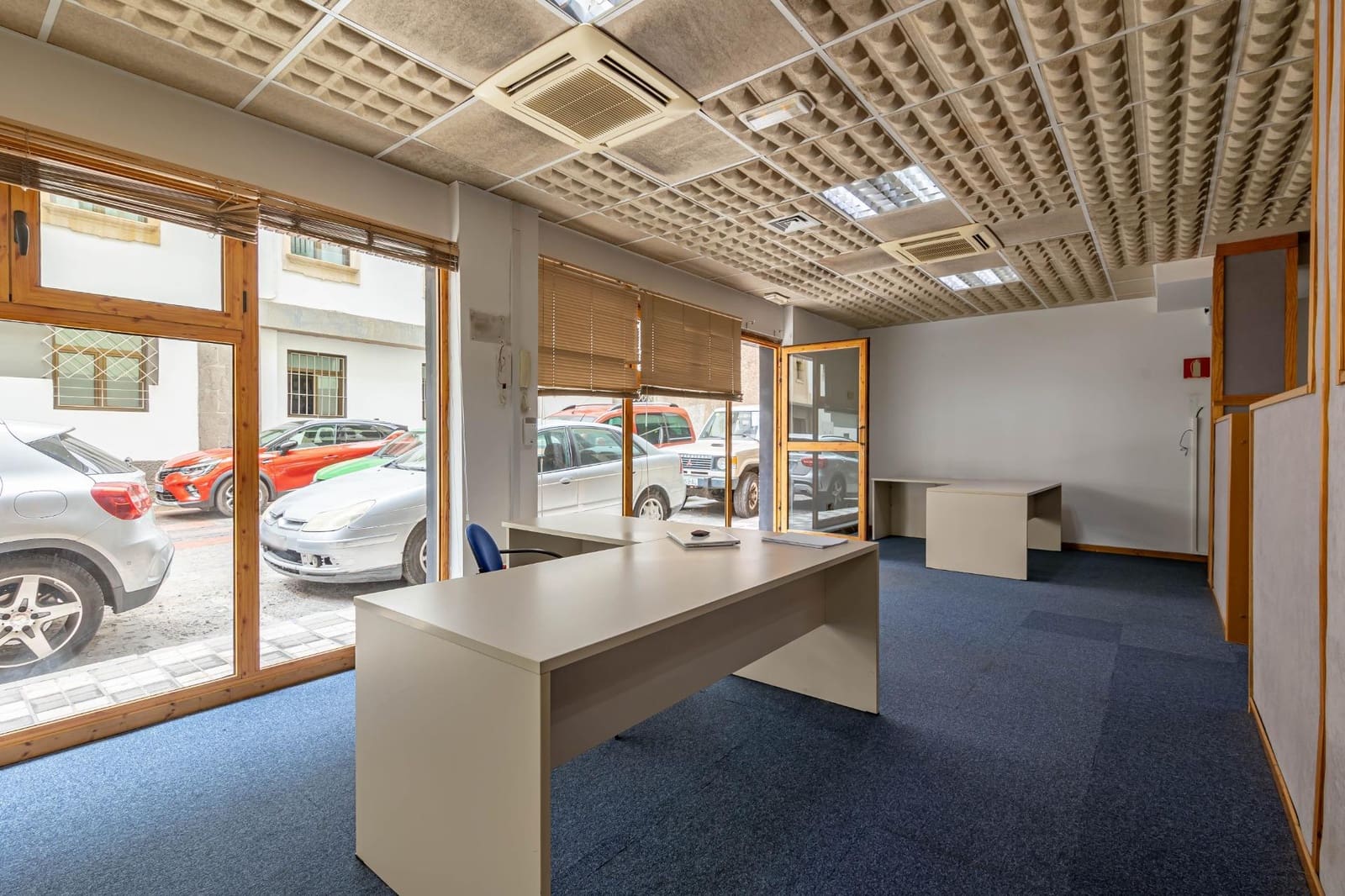 Kommersiell til salgs i Las Palmas de Gran Canaria - € 290 000 (Ref: 9141630)