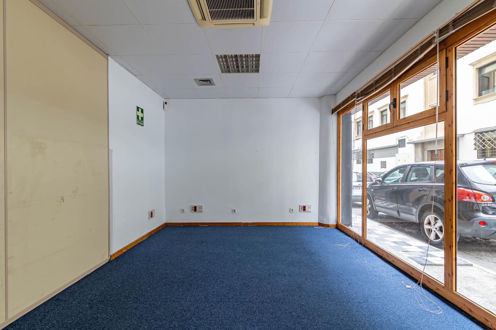 Kommersiell til salgs i Las Palmas de Gran Canaria - € 290 000 (Ref: 9141630)