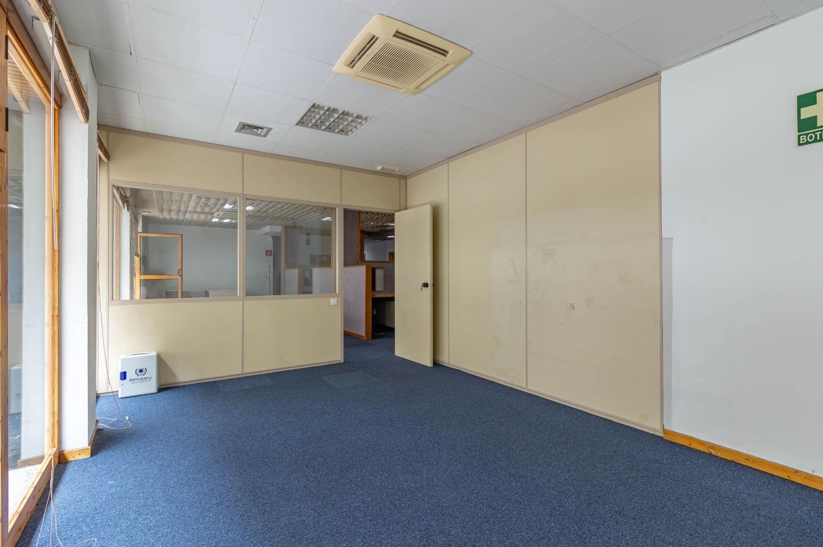 Kommersiell til salgs i Las Palmas de Gran Canaria - € 290 000 (Ref: 9141630)