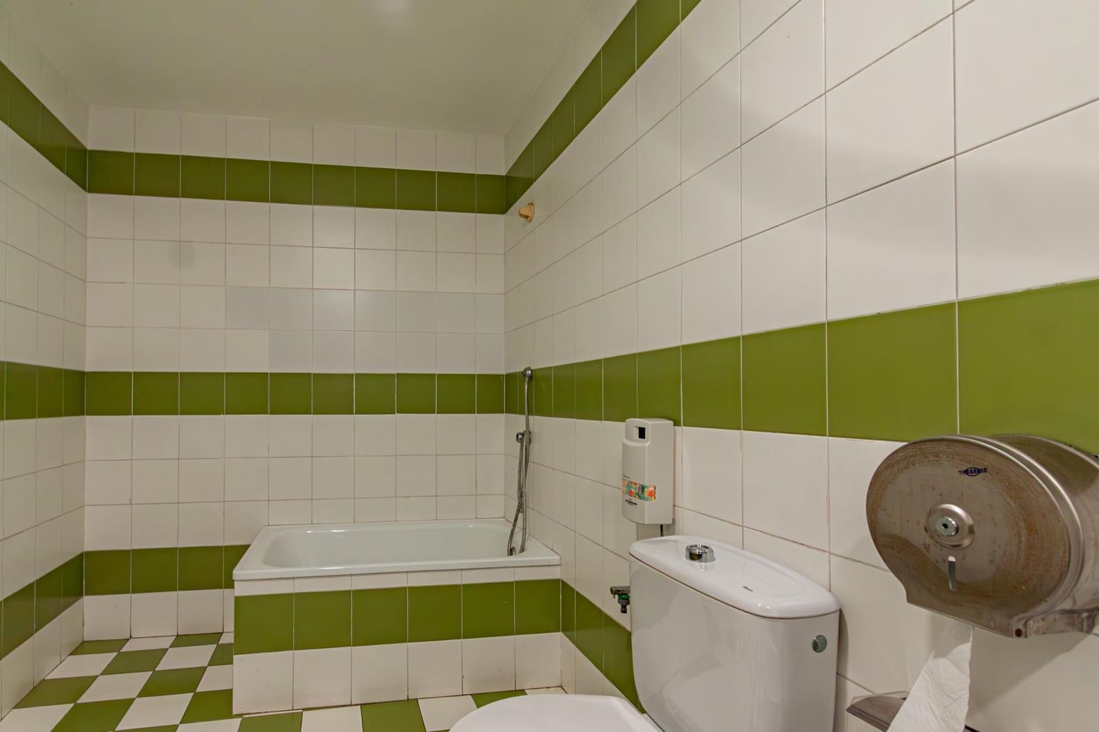 Office for sale in Las Palmas de Gran Canaria - € 690,000 (Ref: 9165115)