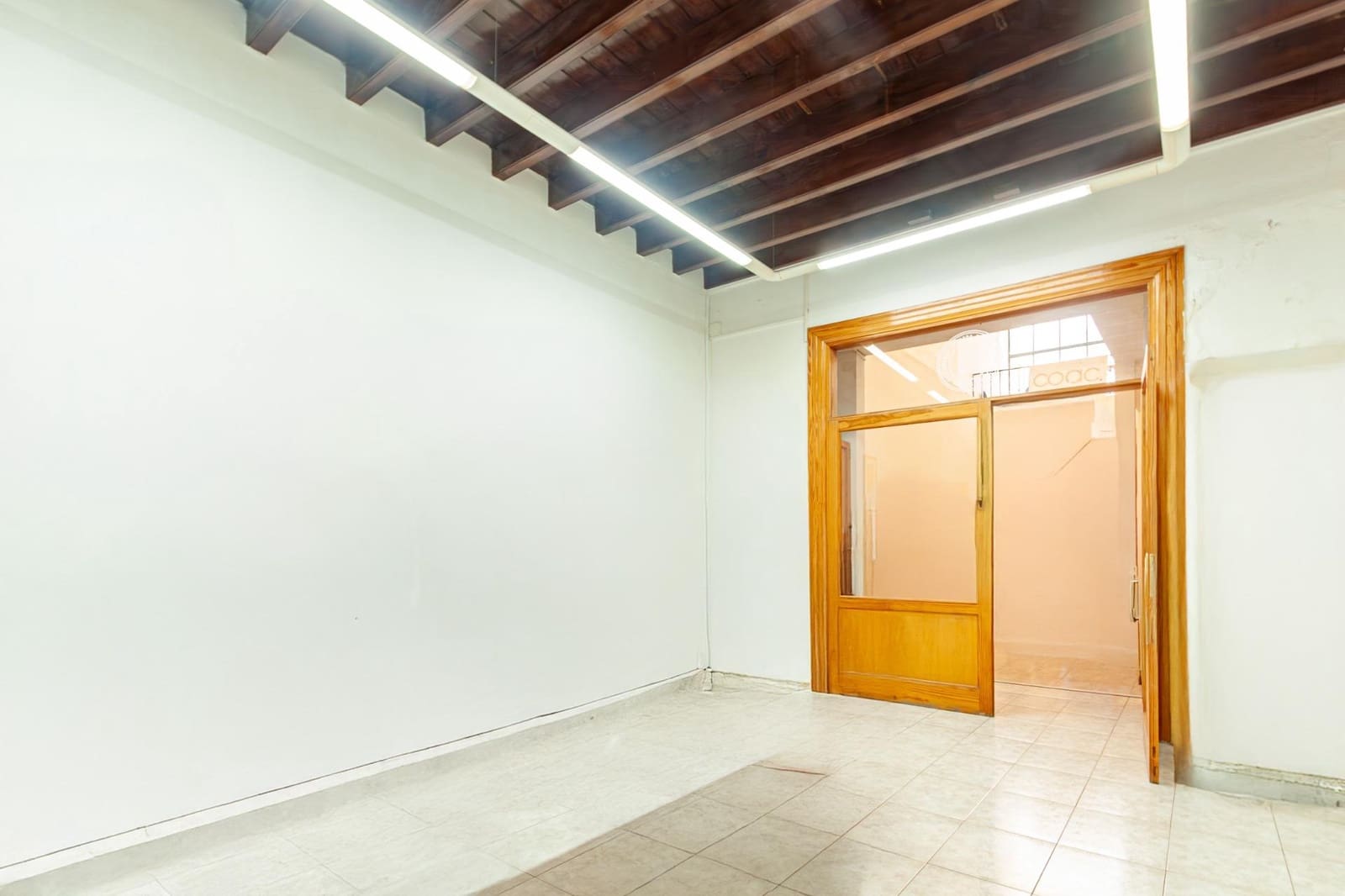 Office for sale in Las Palmas de Gran Canaria - € 690,000 (Ref: 9165115)