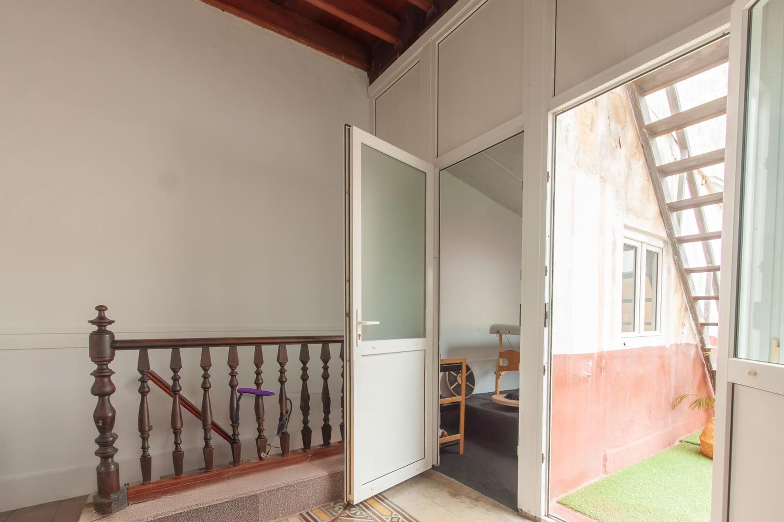 Office for sale in Las Palmas de Gran Canaria - € 690,000 (Ref: 9165115)