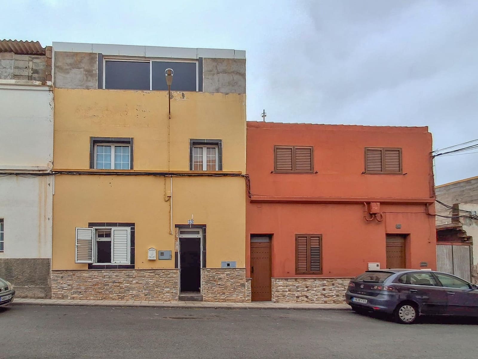 4 soverom Rekkehus til salgs i Galdar med garasje - € 214 000 (Ref: 9183694)