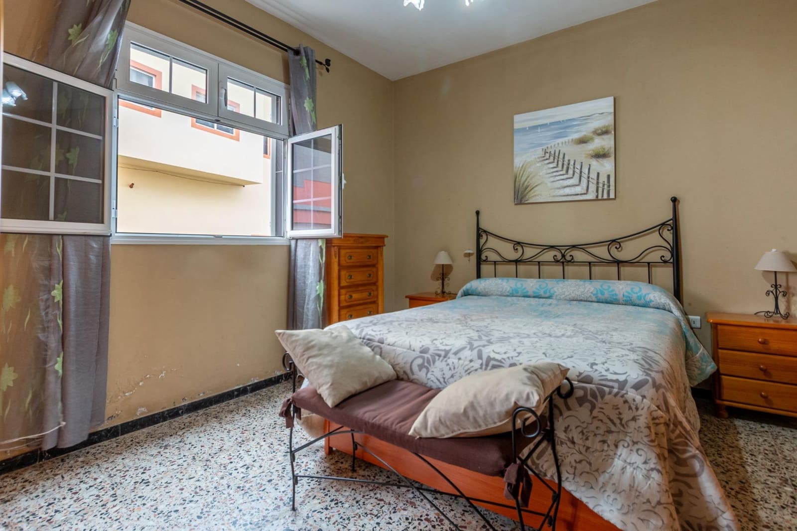 4 bedroom Terraced Villa for sale in Galdar with garage - € 208,000 (Ref: 9183694)