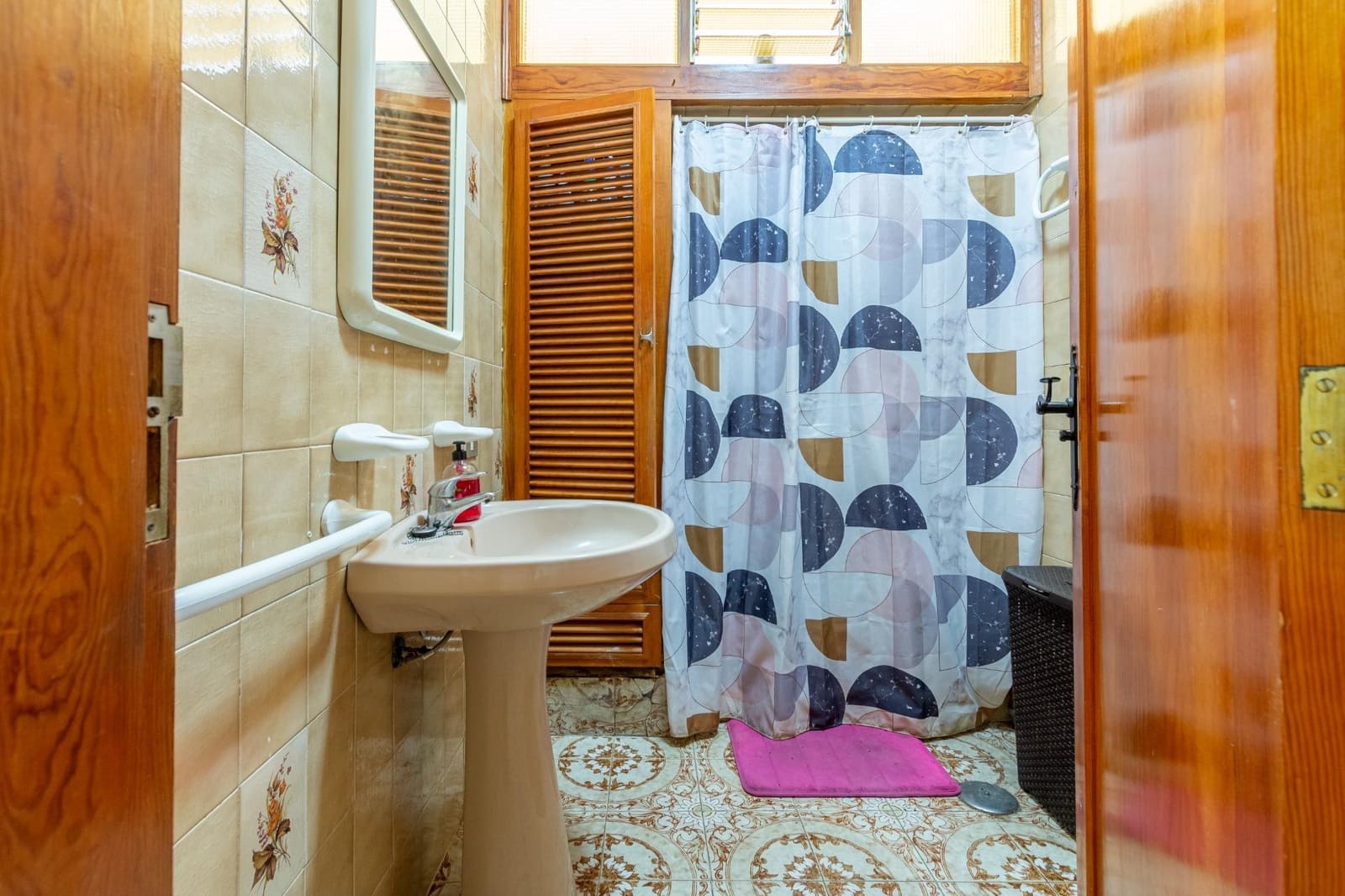 4 bedroom Terraced Villa for sale in Galdar with garage - € 208,000 (Ref: 9183694)