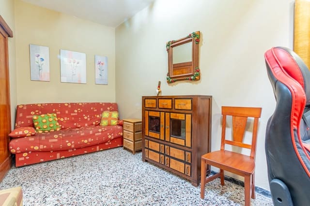 Adosado de 4 habitaciones en Gáldar en venta con garaje - 208.000 € (Ref: 9183694)