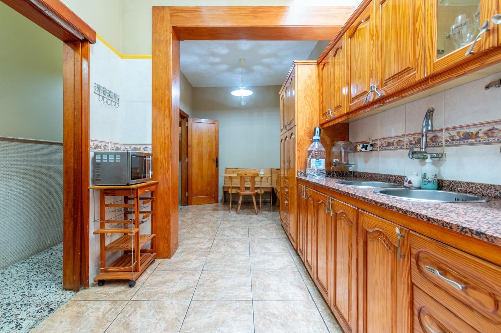 4 bedroom Terraced Villa for sale in Galdar with garage - € 208,000 (Ref: 9183694)