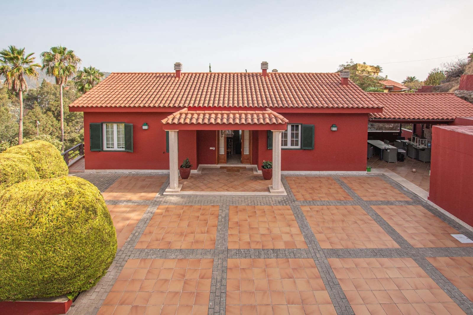 6 soveværelse Villa til salg i Santa Brigida med swimmingpool garage - € 1.450.000 (Ref: 9185443)