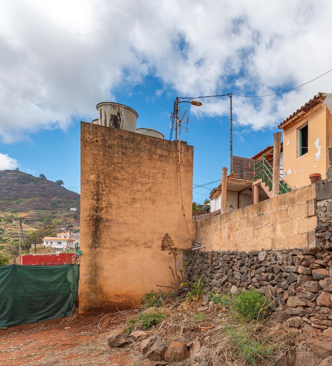 2 slaapkamer Finca/Landhuis te koop in Teror - € 74.000 (Ref: 9219991)