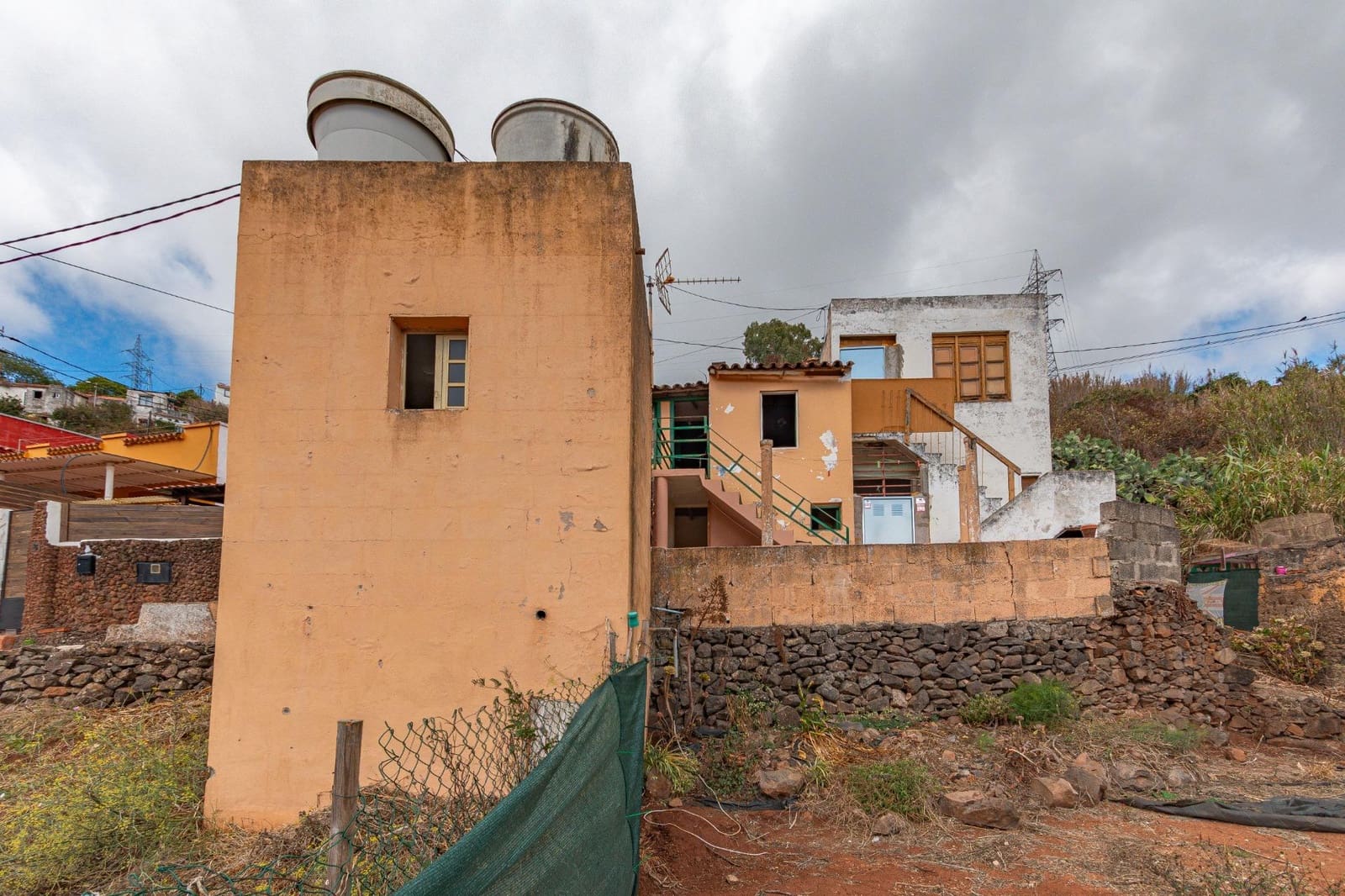 2 slaapkamer Finca/Landhuis te koop in Teror - € 74.000 (Ref: 9219991)