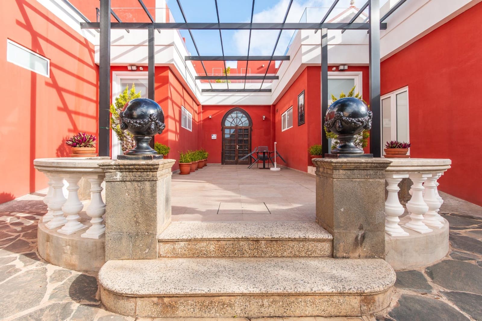 10 soverom Villa til salgs i La Atalaya med svømmebasseng garasje - € 2 900 000 (Ref: 9236920)