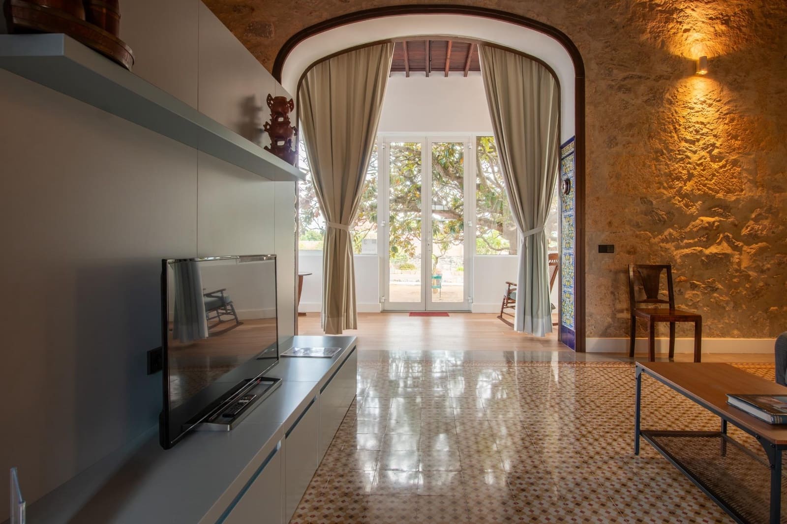 Chalet de 10 habitaciones en La Atalaya en venta con piscina garaje - 2.700.000 € (Ref: 9236920)