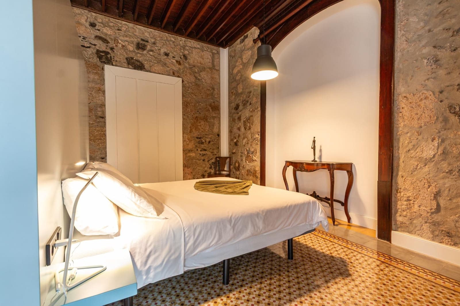 Chalet de 10 habitaciones en La Atalaya en venta con piscina garaje - 2.700.000 € (Ref: 9236920)