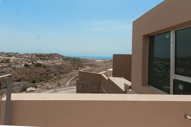 3 chambre Villa/Maison à vendre à El Salobre, San Bartolomé de Tirajana avec piscine - 745 000 € (Ref: 9243446)