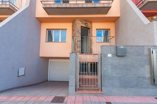 3 soveværelse Lejlighed til salg i Santa Lucía de Tirajana med garage - € 320.000 (Ref: 9262629)