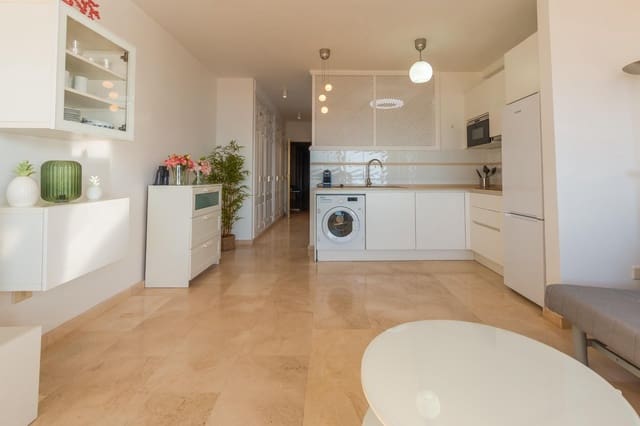 1 slaapkamer Appartement te koop in Las Palmas de Gran Canaria - € 285.000 (Ref: 9264574)