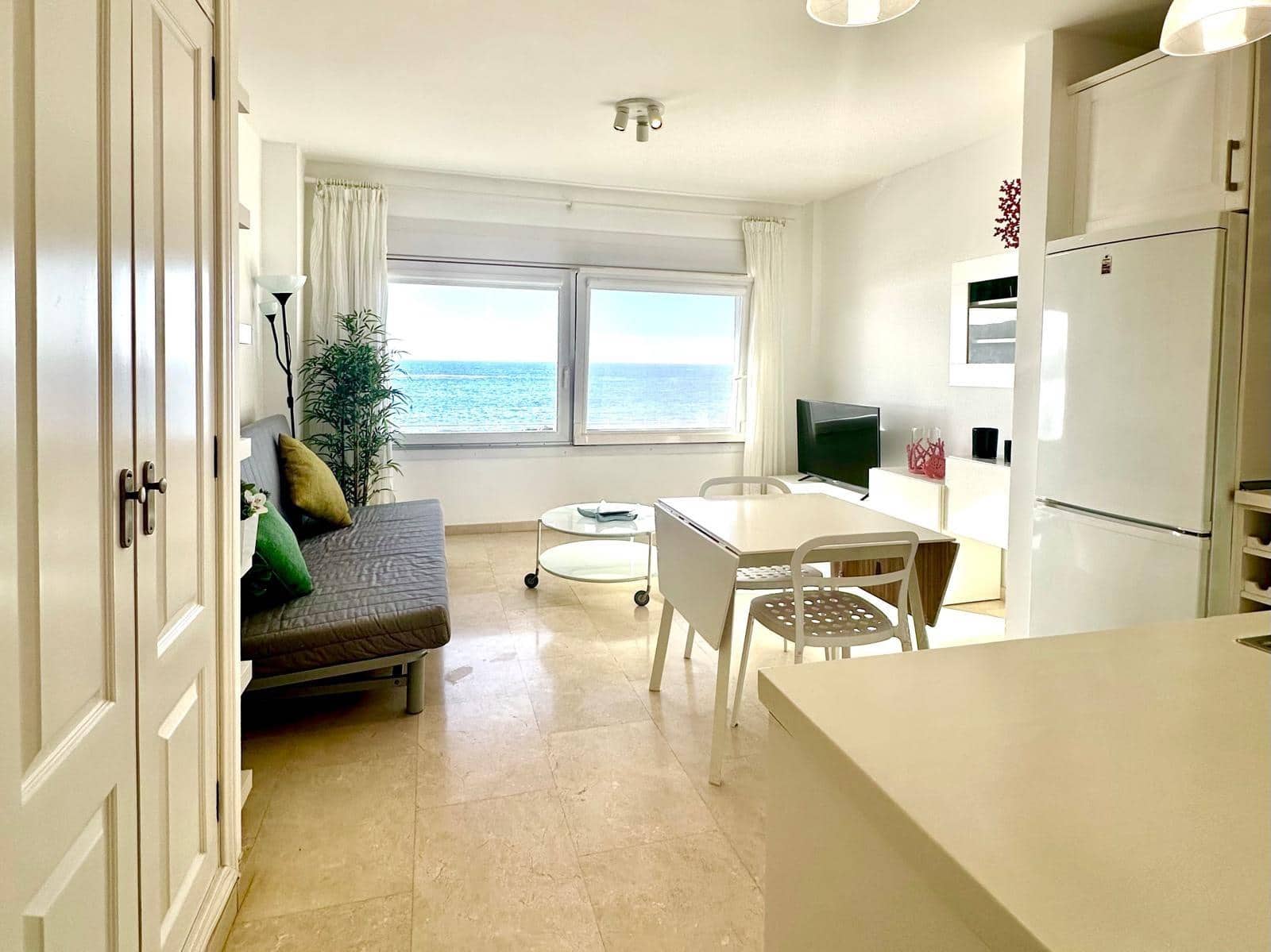 1 slaapkamer Appartement te koop in Las Palmas de Gran Canaria - € 270.000 (Ref: 9264575)