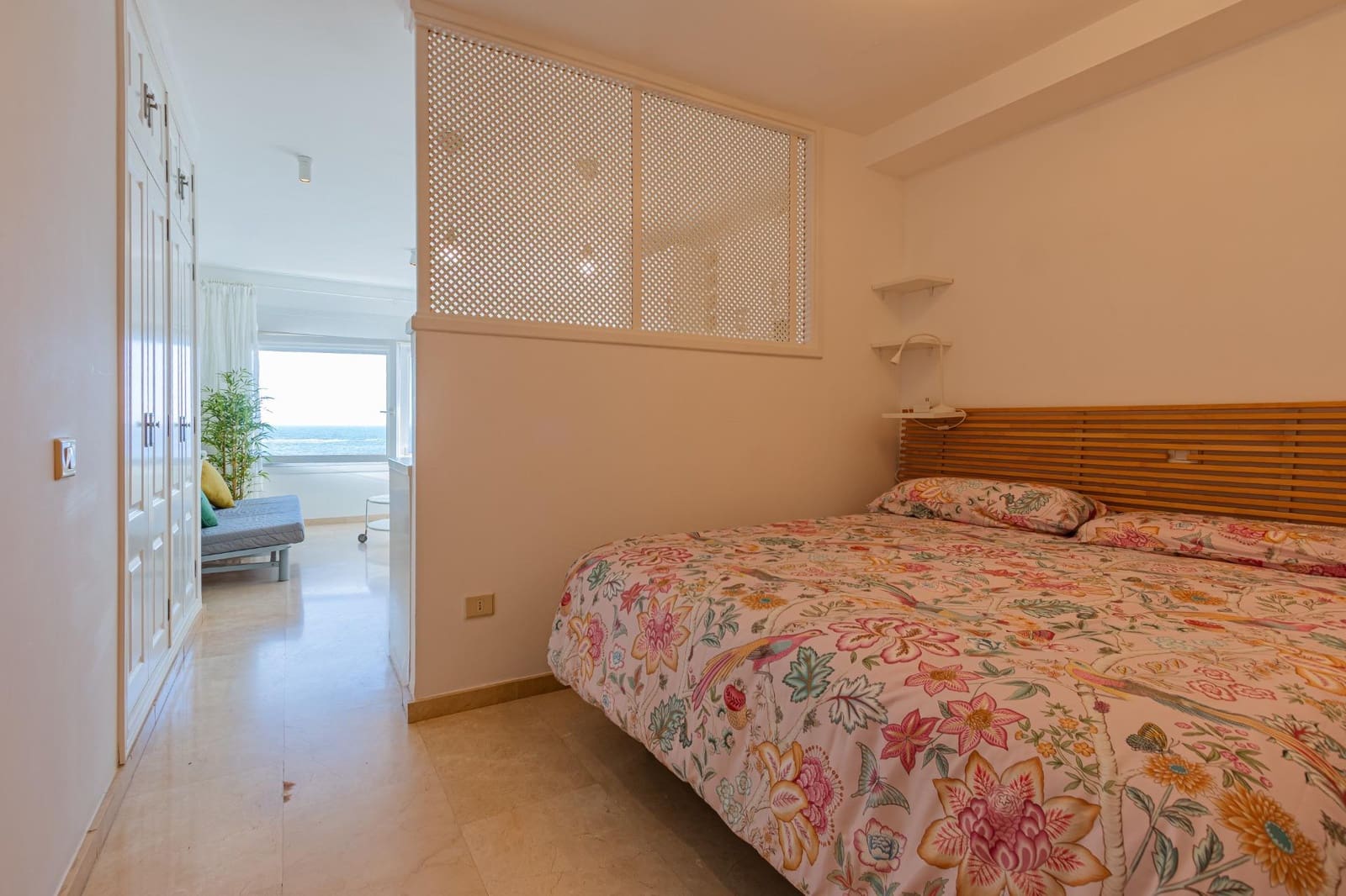 1 slaapkamer Appartement te koop in Las Palmas de Gran Canaria - € 270.000 (Ref: 9264575)