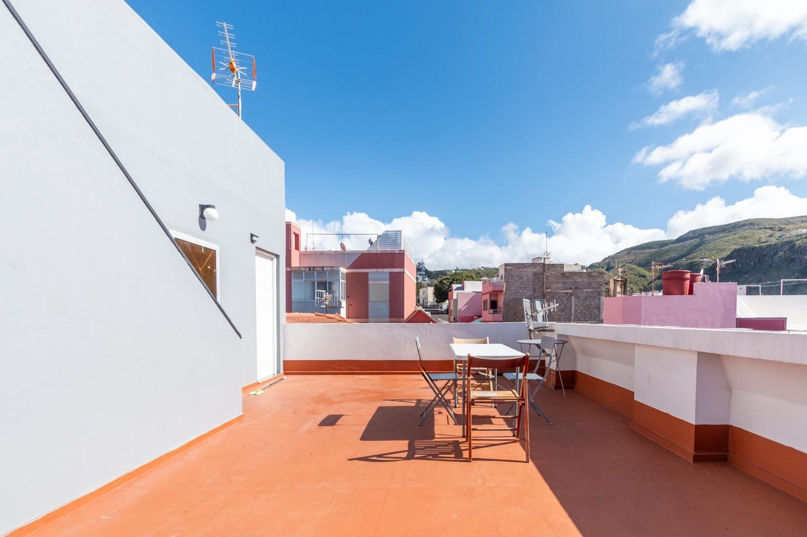 8 chambre Appartement à vendre à Santa Maria de Guia de Gran Canaria avec garage - 435 000 € (Ref: 9282241)