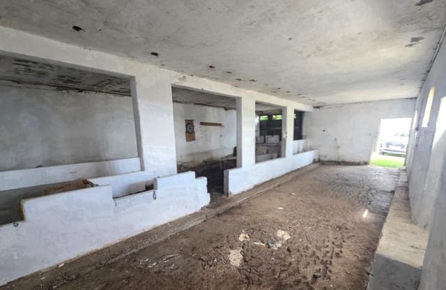 Grunde uden byggetilladelser til salg i Moya - € 126.000 (Ref: 9308544)