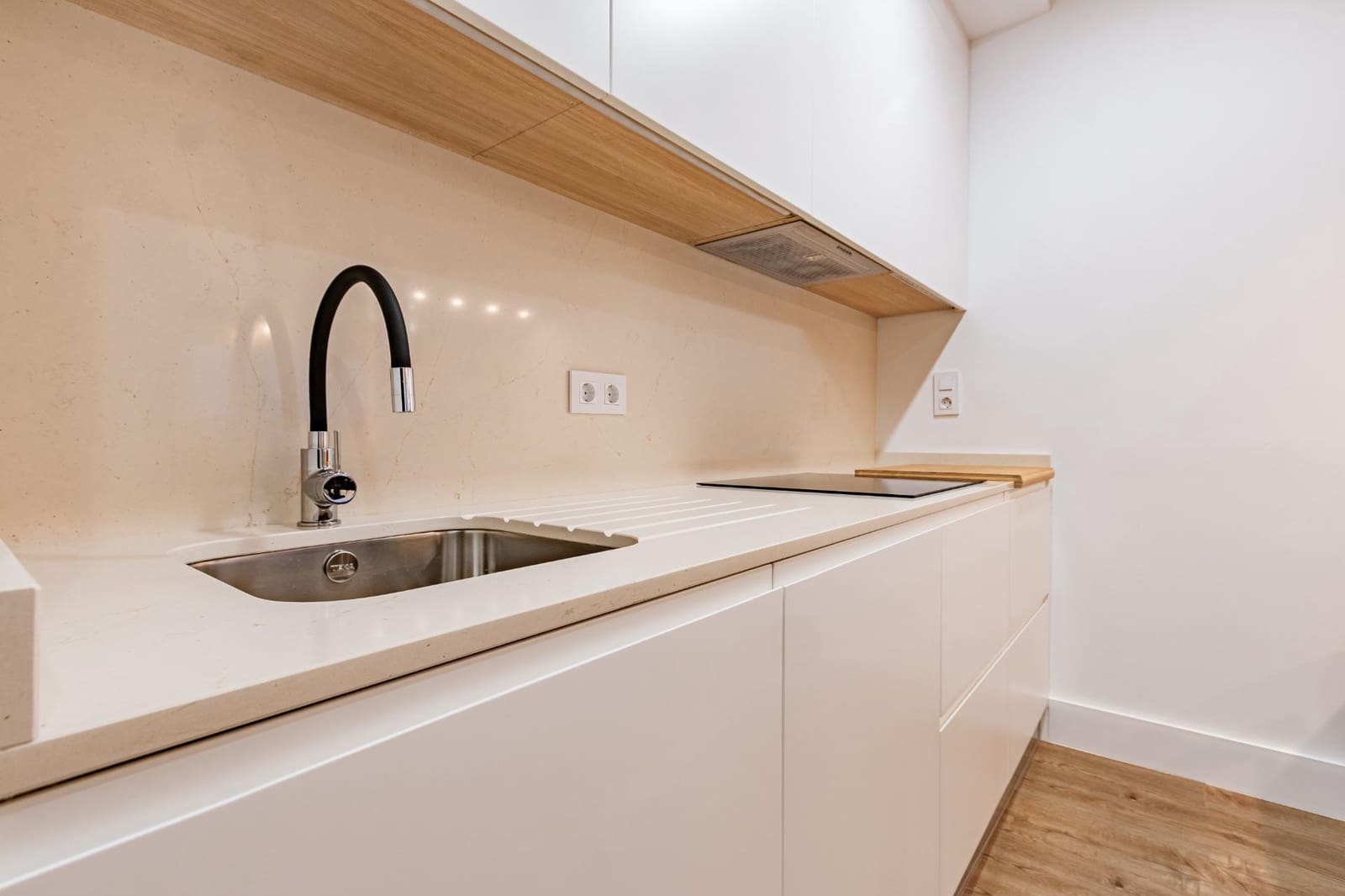 1 bedroom Apartment for rent in Las Palmas de Gran Canaria - € 1,300 (Ref: 9362659)