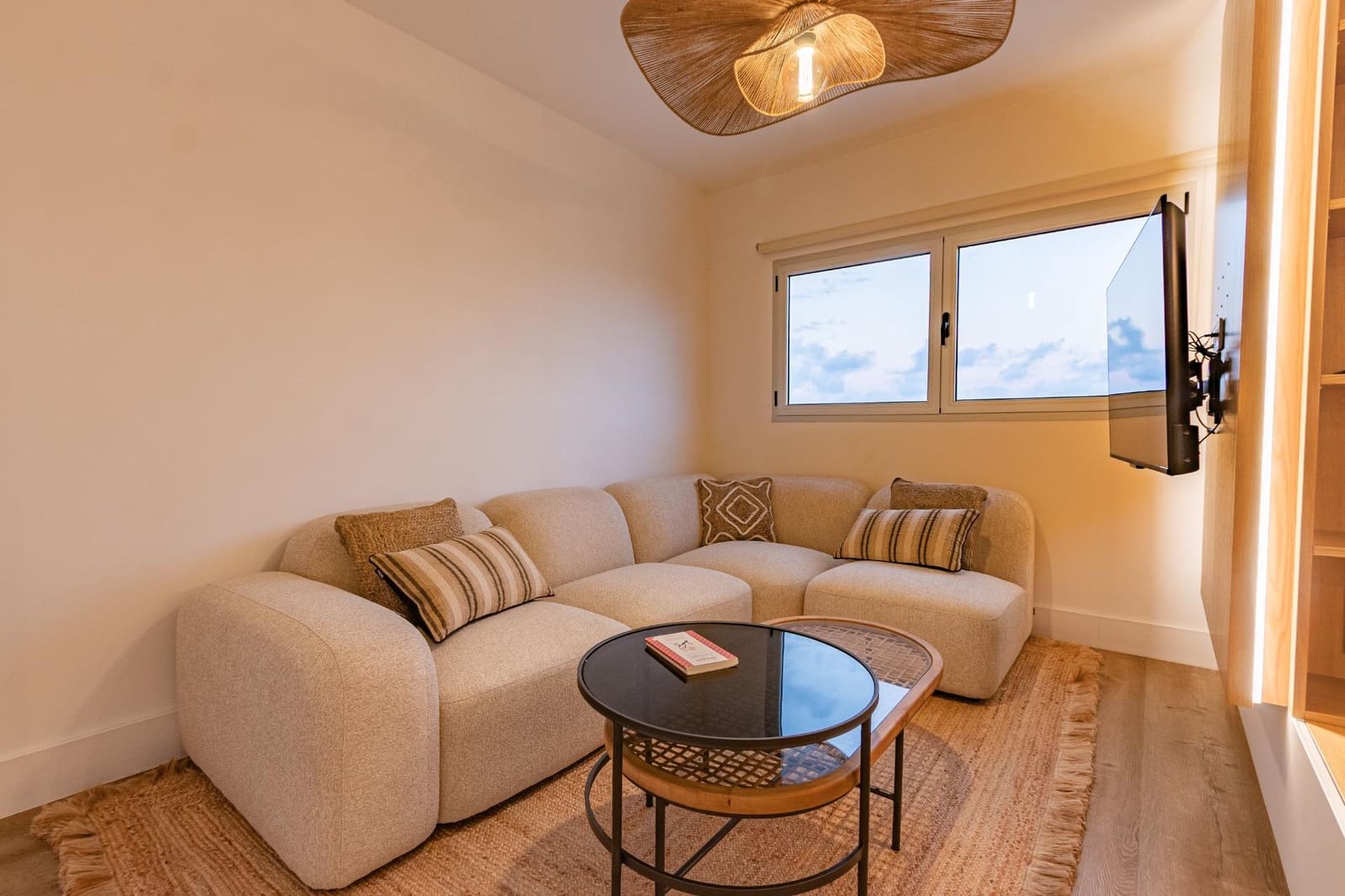 1 bedroom Apartment for rent in Las Palmas de Gran Canaria - € 1,300 (Ref: 9362659)