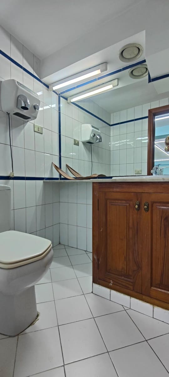 3 soveværelse Erhverv til salg i Las Palmas de Gran Canaria med garage - € 620.000 (Ref: 9382980)