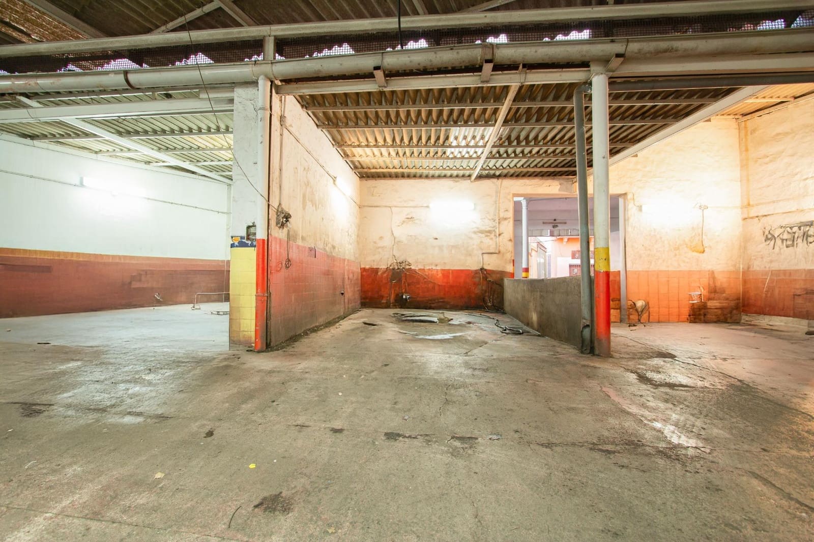 4 slaapkamer Commercieel te koop in Telde met garage - € 1.350.000 (Ref: 9390921)