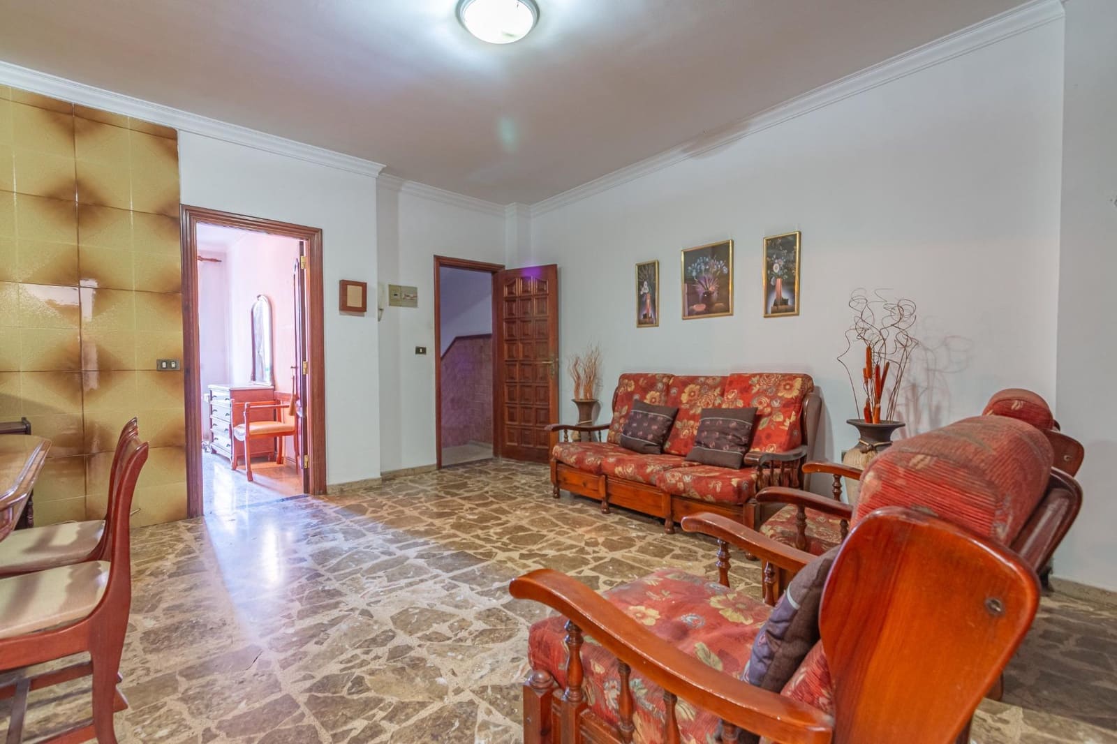 4 slaapkamer Commercieel te koop in Telde met garage - € 1.350.000 (Ref: 9390921)