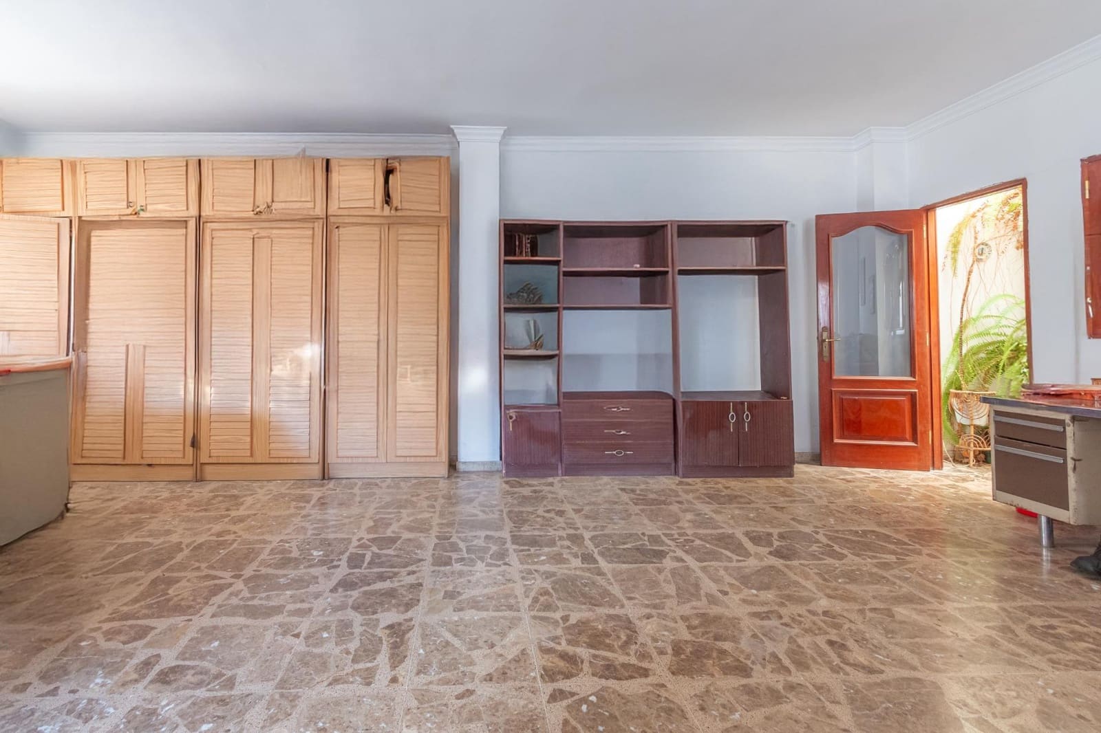 4 slaapkamer Commercieel te koop in Telde met garage - € 1.350.000 (Ref: 9390921)