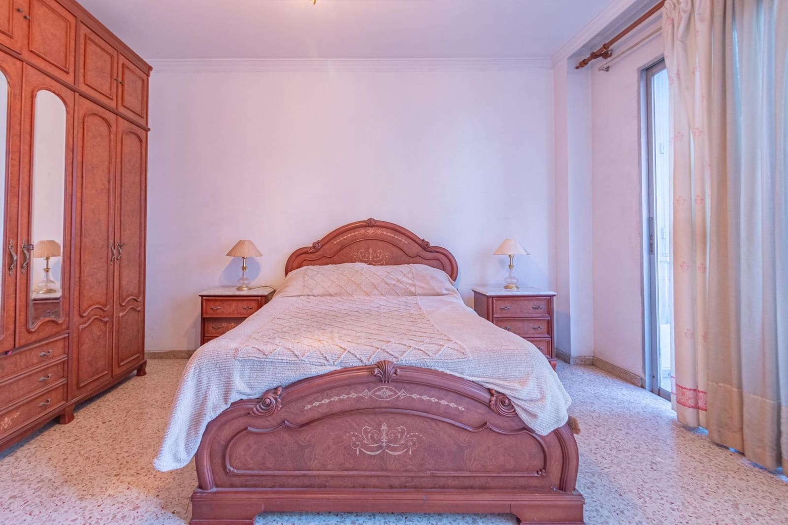 4 slaapkamer Commercieel te koop in Telde met garage - € 1.350.000 (Ref: 9390921)