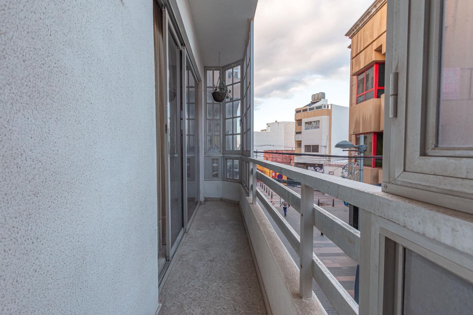 4 slaapkamer Commercieel te koop in Telde met garage - € 1.350.000 (Ref: 9390921)