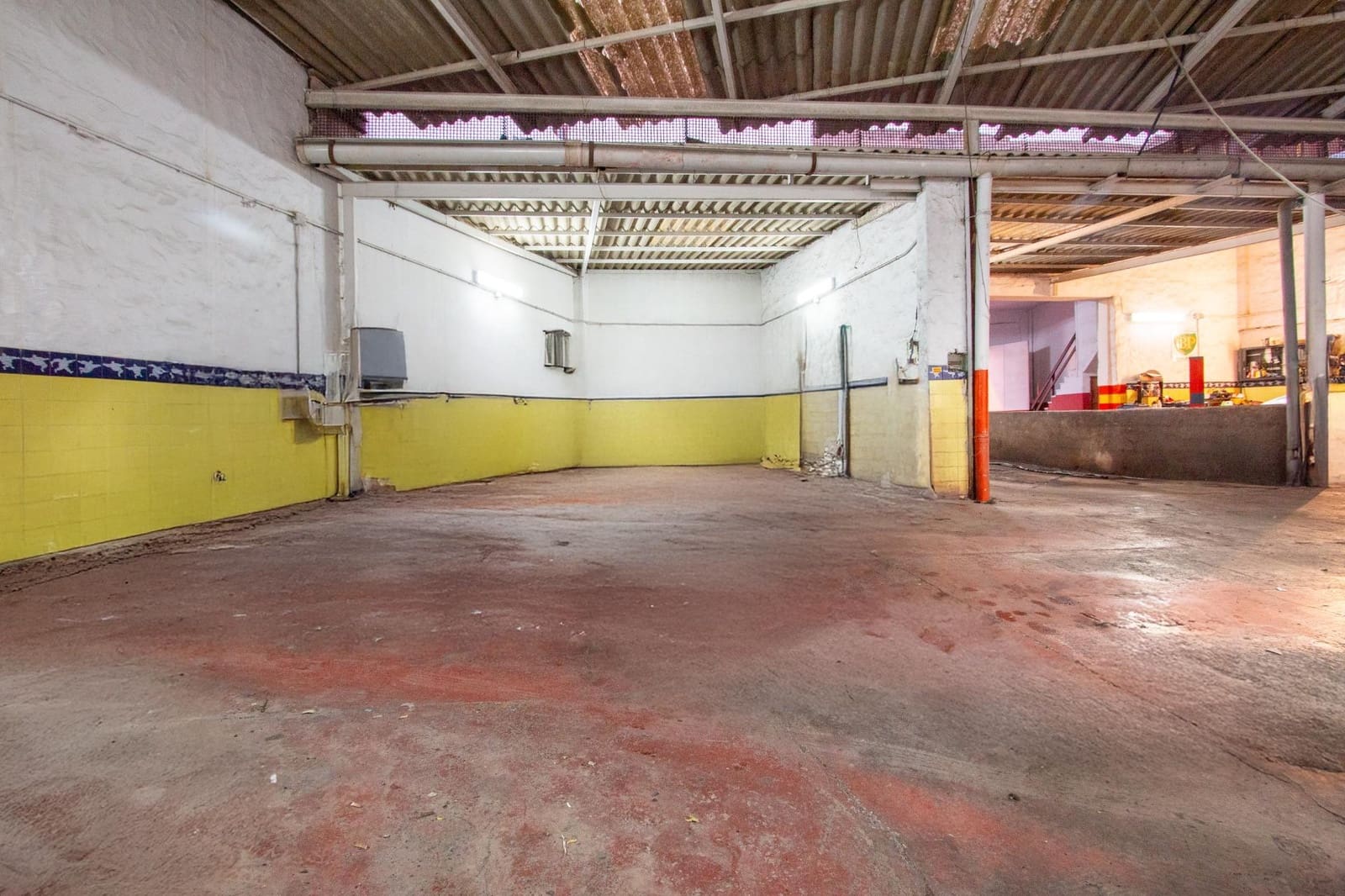 4 slaapkamer Commercieel te koop in Telde met garage - € 1.350.000 (Ref: 9390921)