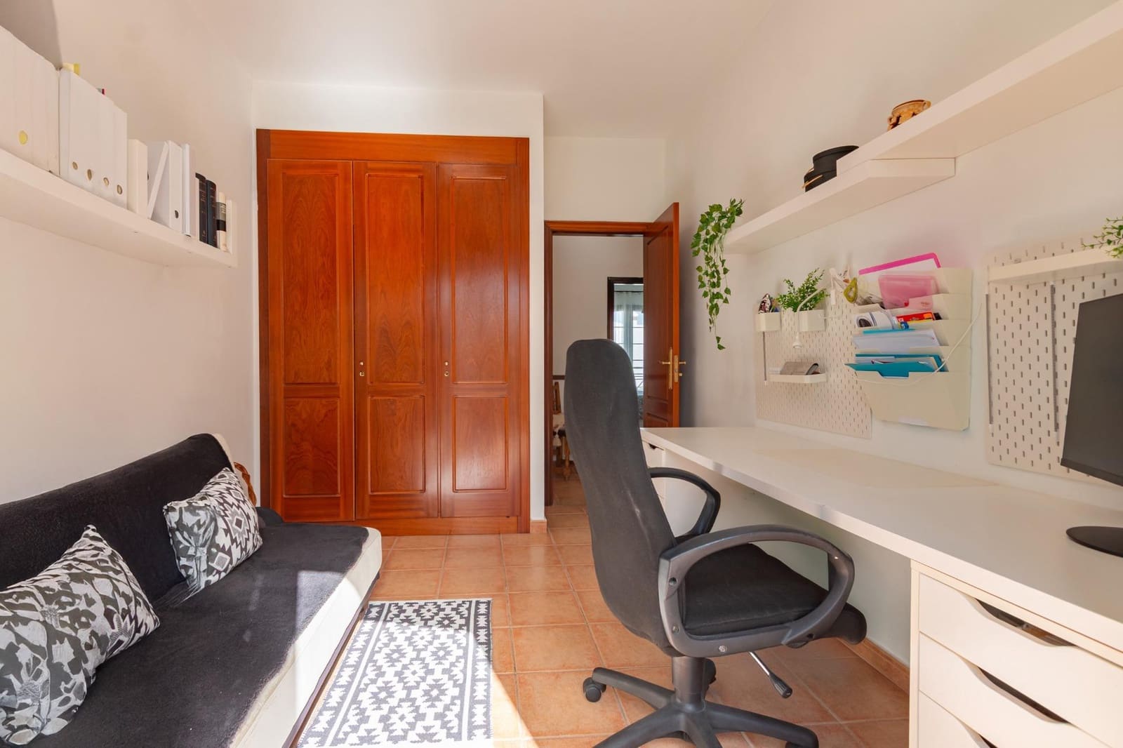 3 bedroom Apartment for sale in Agaete with garage - € 323,000 (Ref: 9411009)