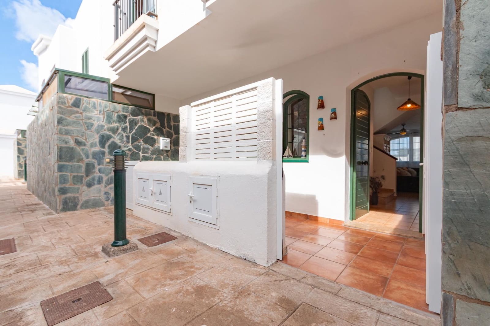 3 bedroom Apartment for sale in Agaete with garage - € 323,000 (Ref: 9411009)