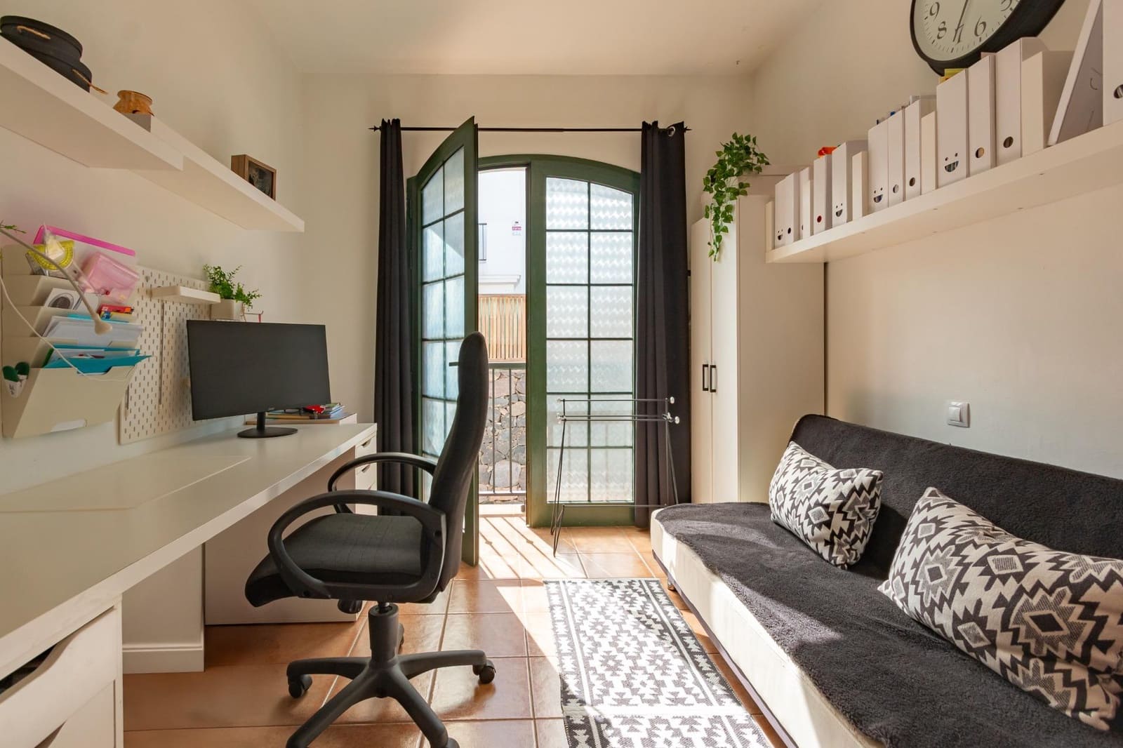 3 bedroom Apartment for sale in Agaete with garage - € 323,000 (Ref: 9411009)