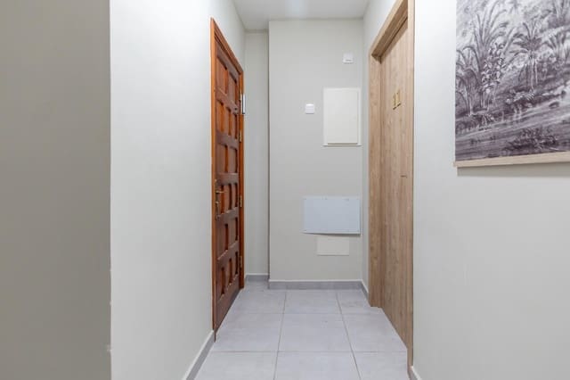 Casa de 8 habitaciones en Santa María de Guía de Gran Canaria en venta con garaje - 435.000 € (Ref: 9453500)