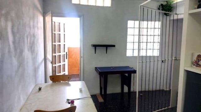 3 bedroom Flat for sale in La Feria, Las Palmas de Gran Canaria - € 160,000 (Ref: 9468516)