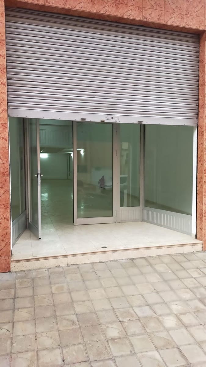 Kommersiell til salgs i Santa Cruz de Tenerife - € 287 000 (Ref: 9494674)