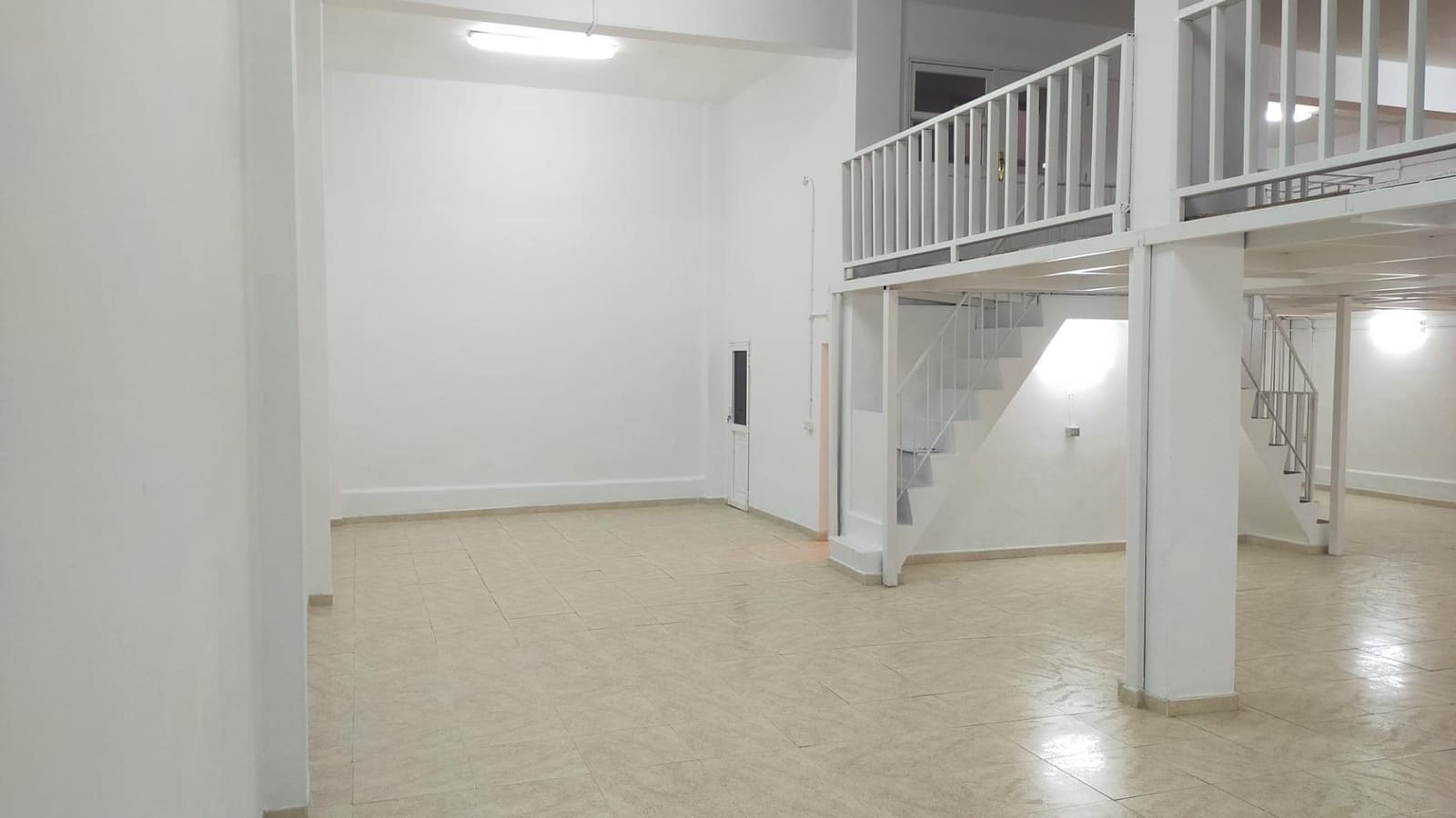 Kommersiell til salgs i Santa Cruz de Tenerife - € 287 000 (Ref: 9494674)